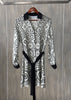 Vestido corto con cinto