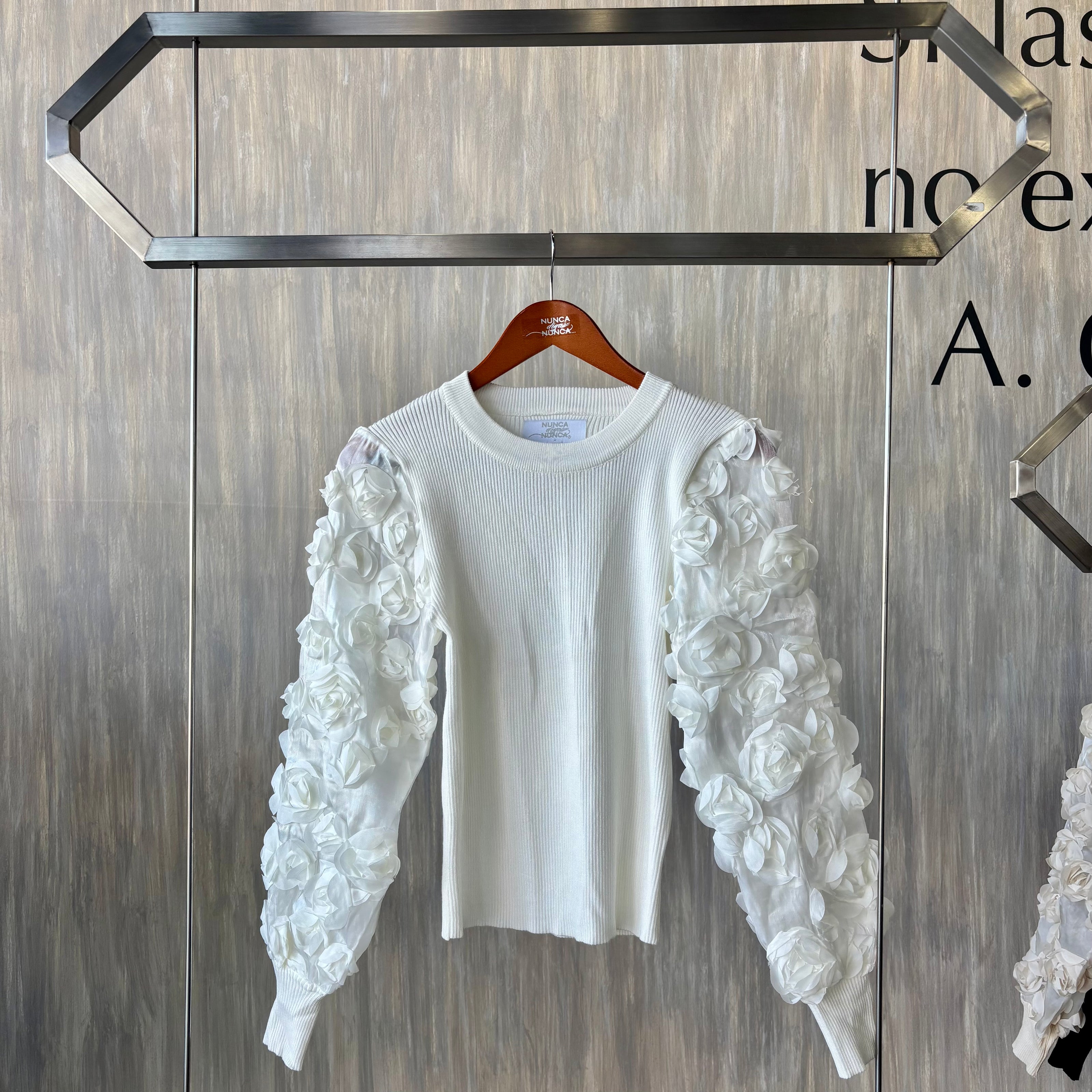 Blusa manga flores