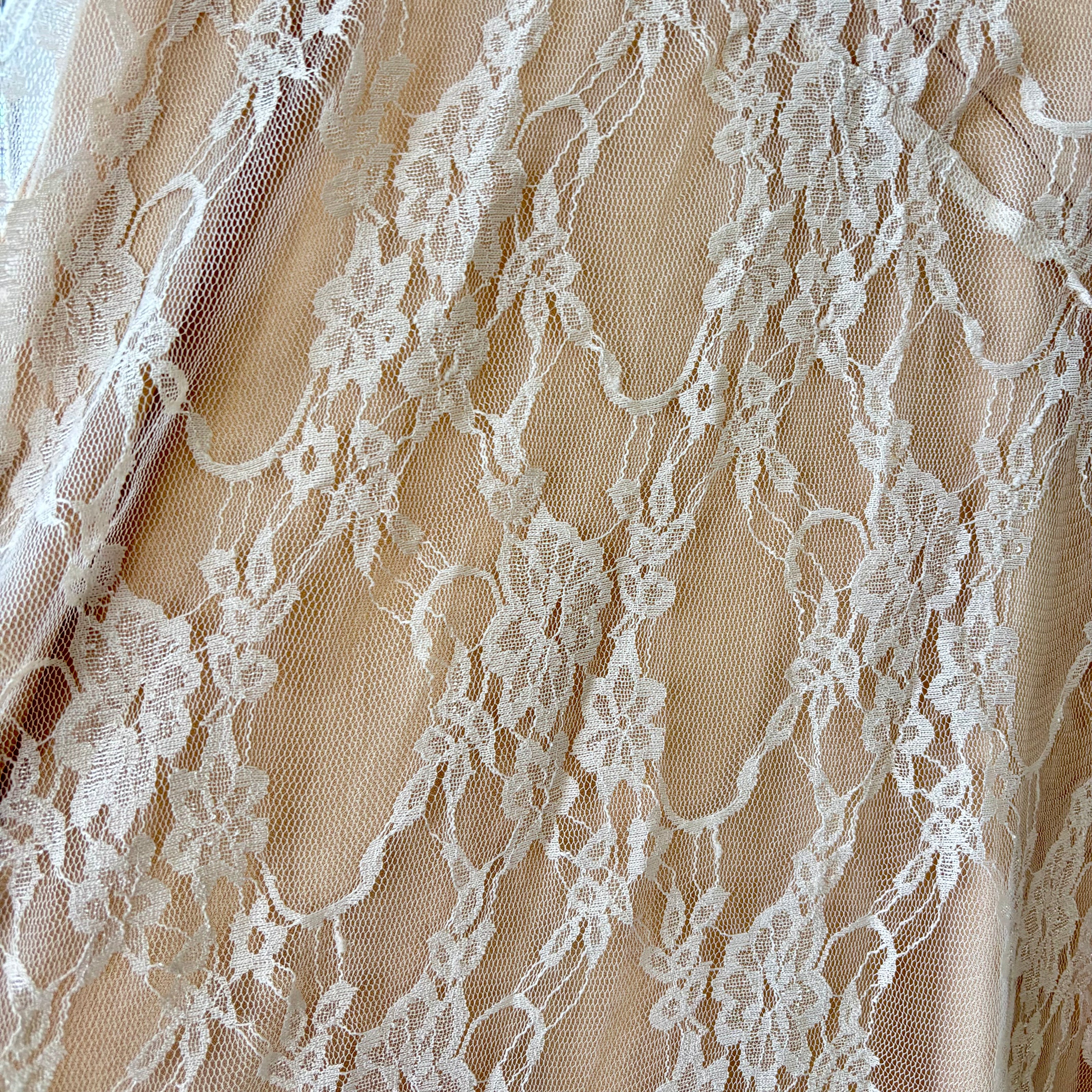 Falda larga encaje beige