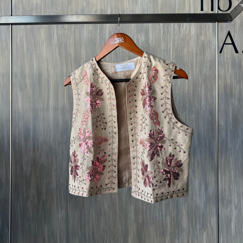 Chaleco con flores
