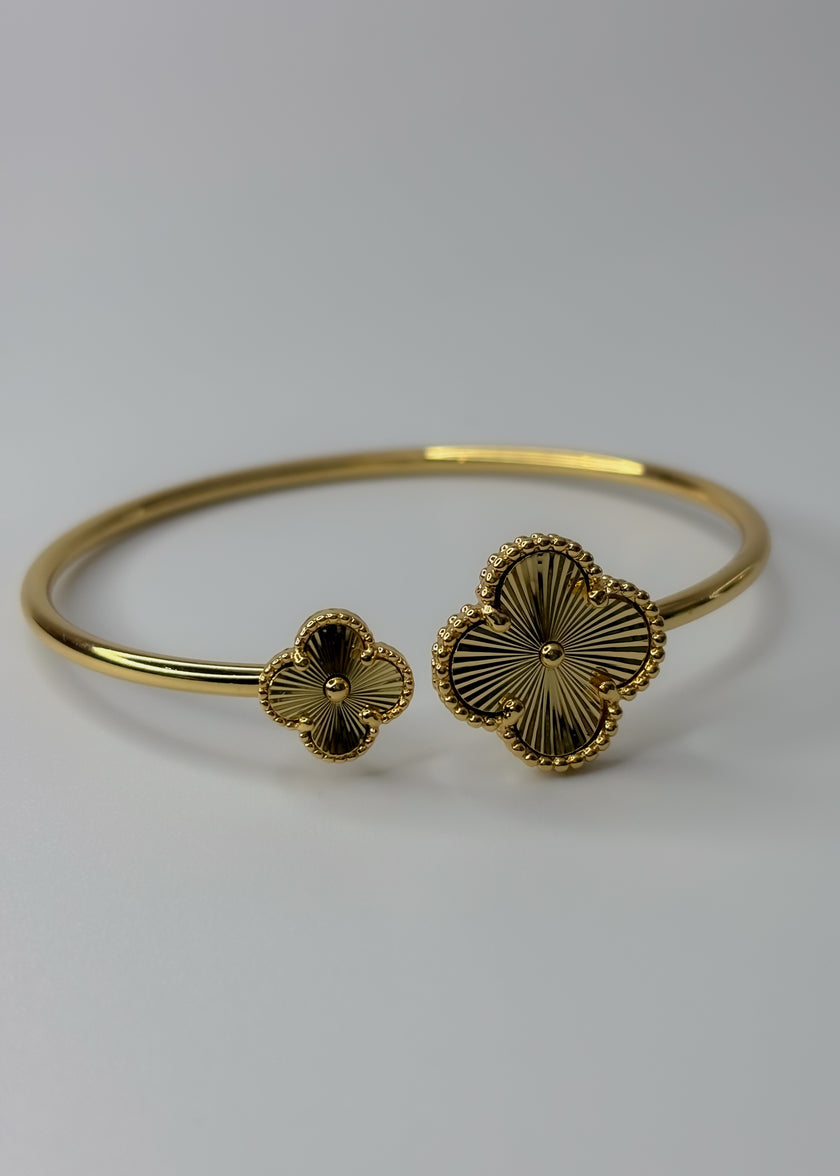 brazalete trebol liso