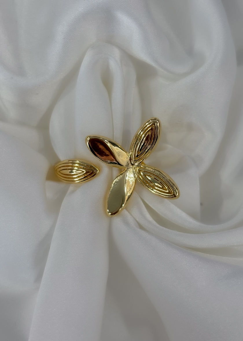 Anillo flor
