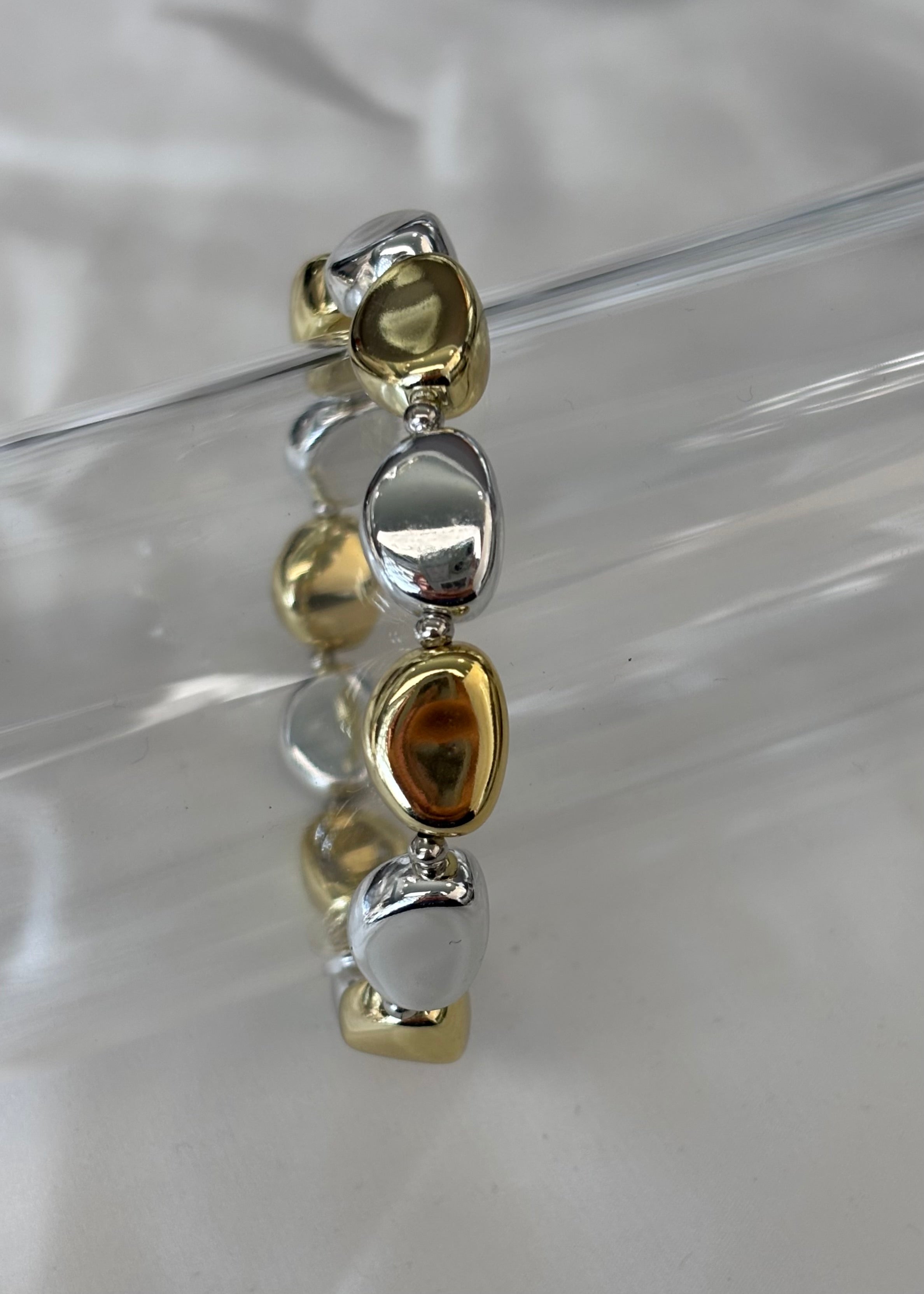Pulsera bicolor pasas