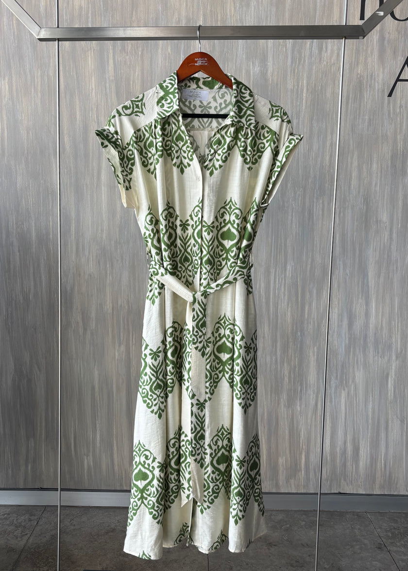 Vestido camisero grecas