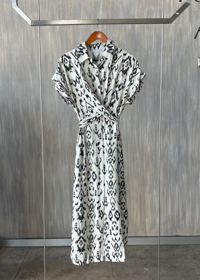 Vestido camisero con estampado