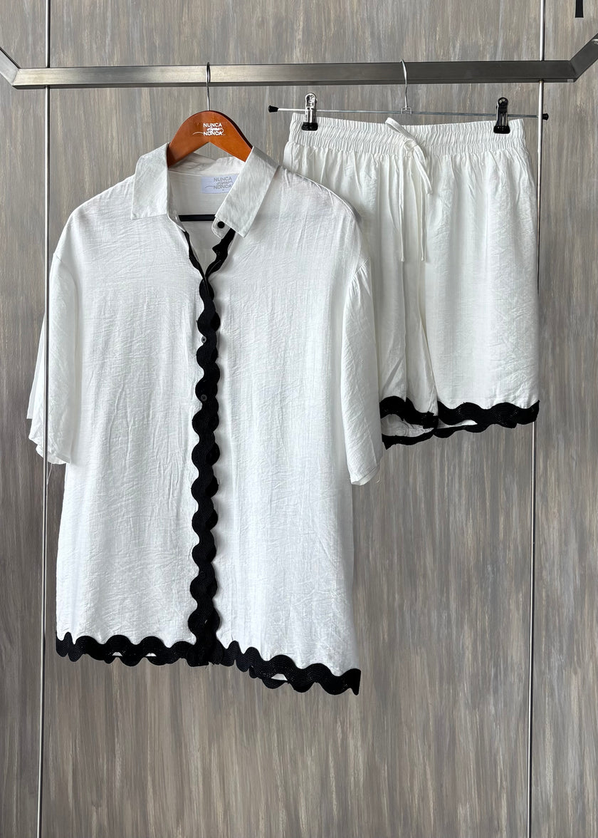 Conjunto blusa y short con olanes