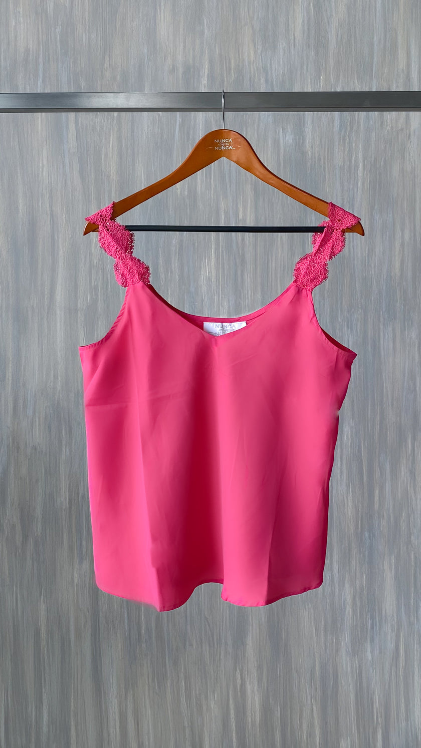 Blusa de tirantes encaje