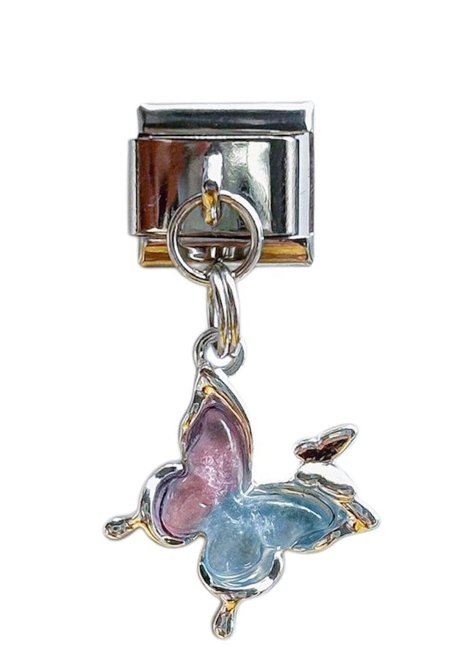 Charm con dije mariposa