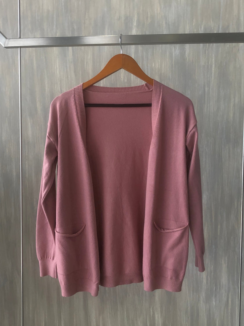 Suéter básico abierto BODEGA