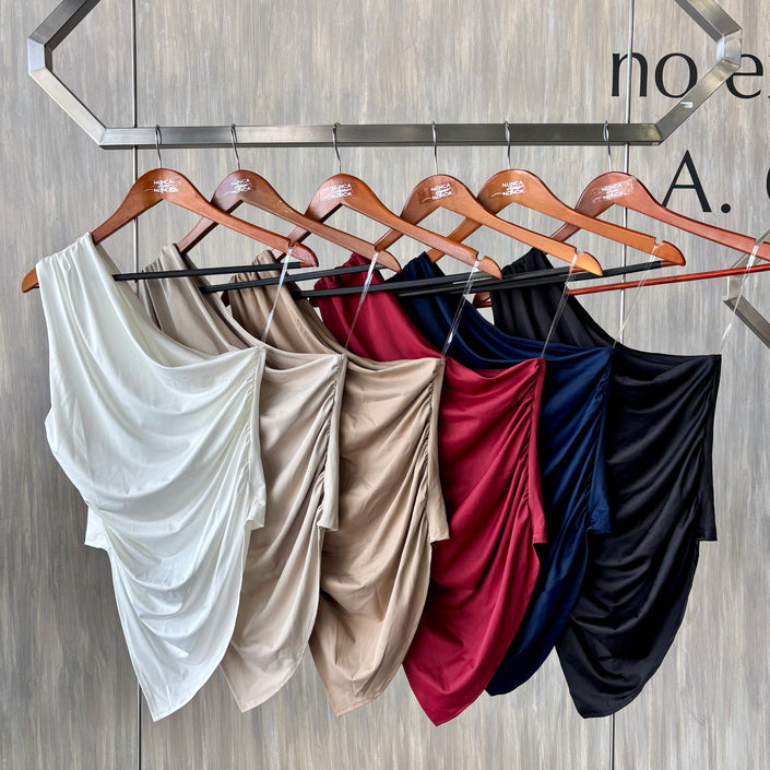 Blusa básica asimétrica