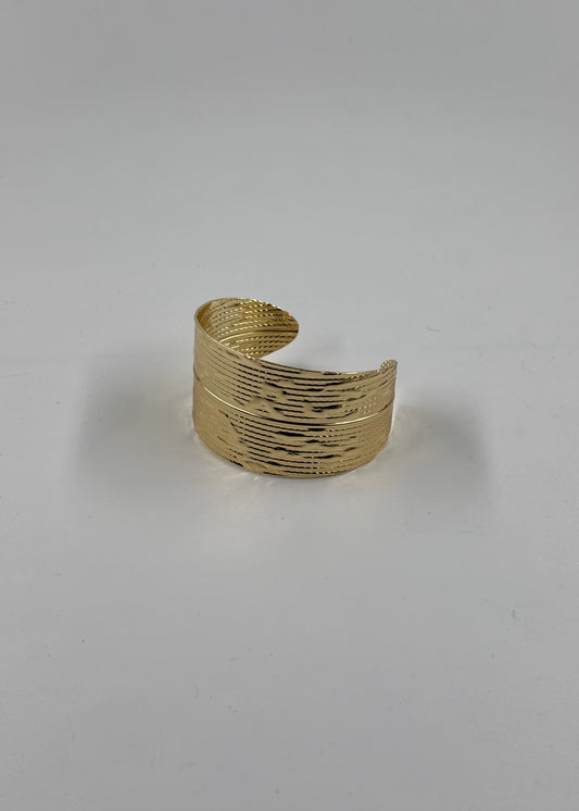 Brazalete grueso dorado