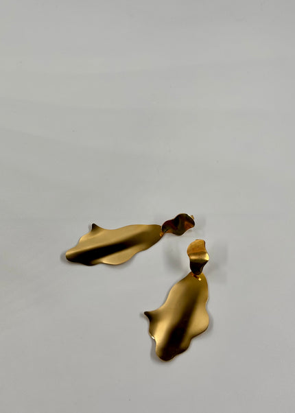 Arete largo desigual