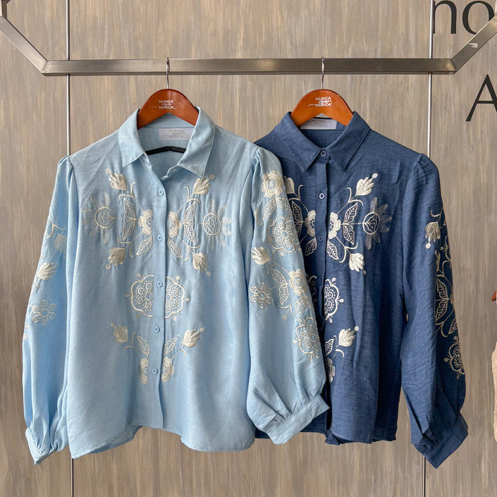 Blusa con flores