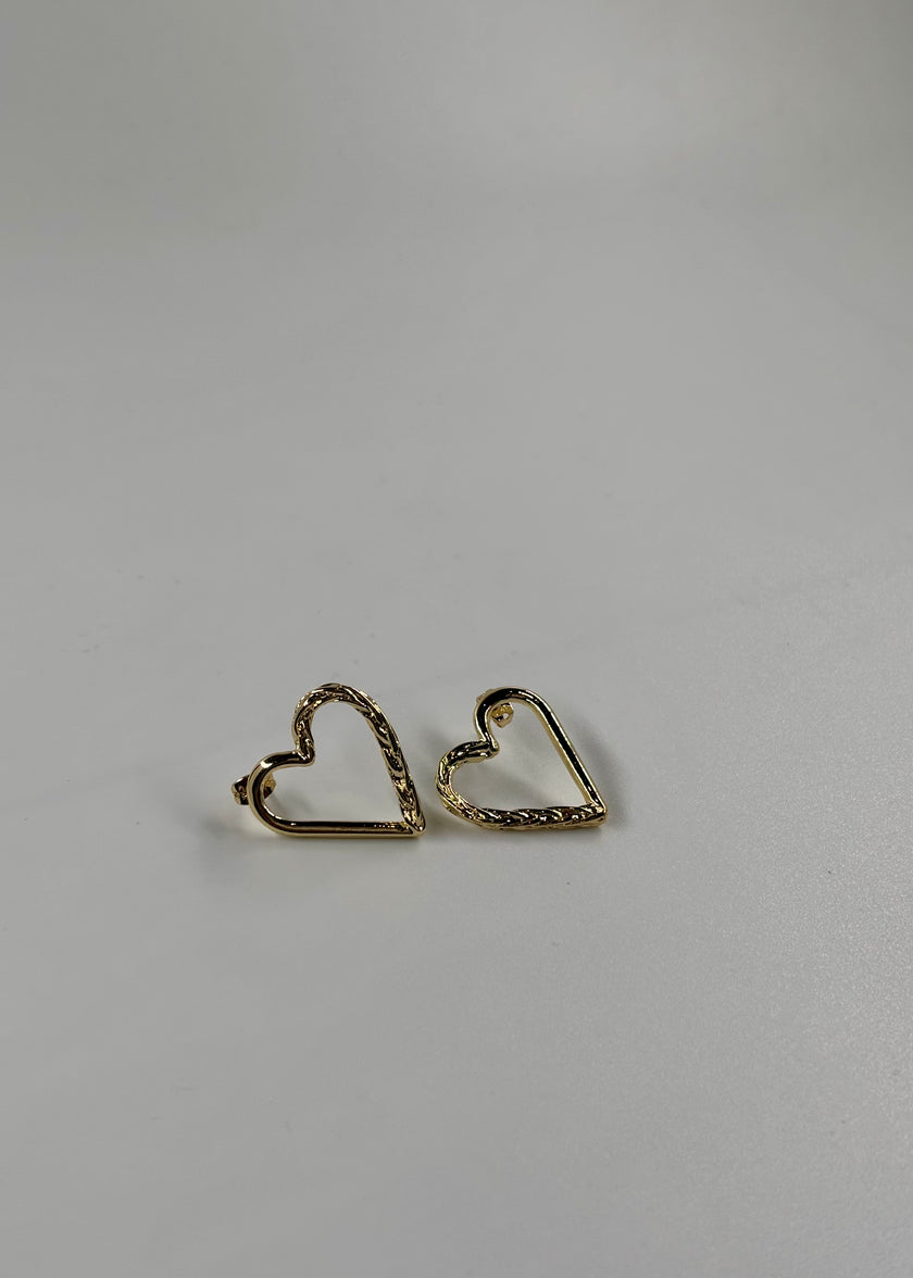 Arete mitad corazón trenzado