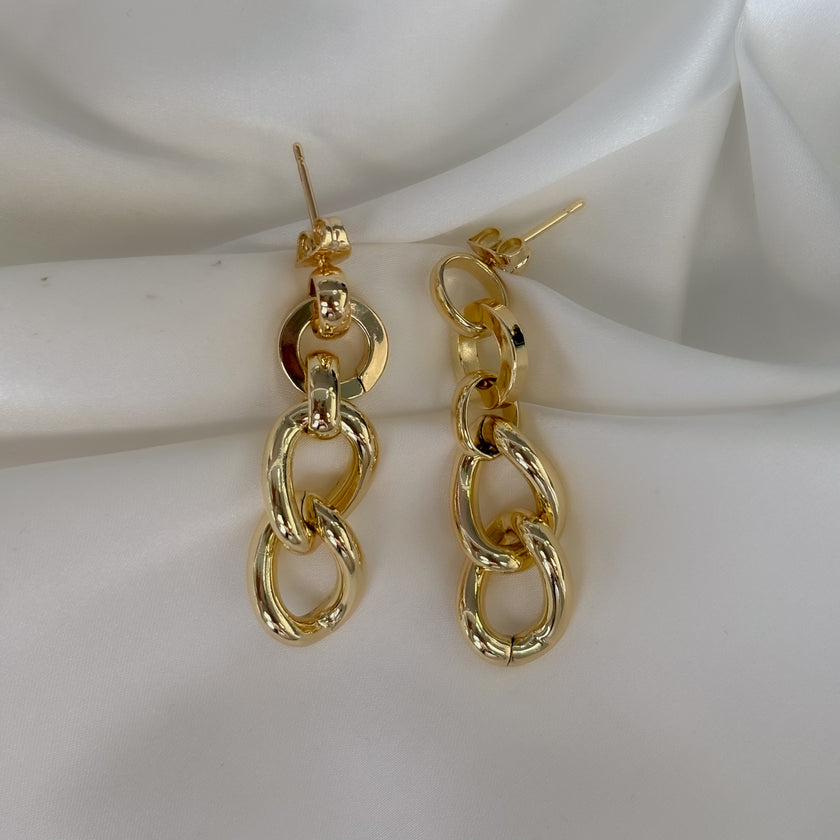 Aretes cadena