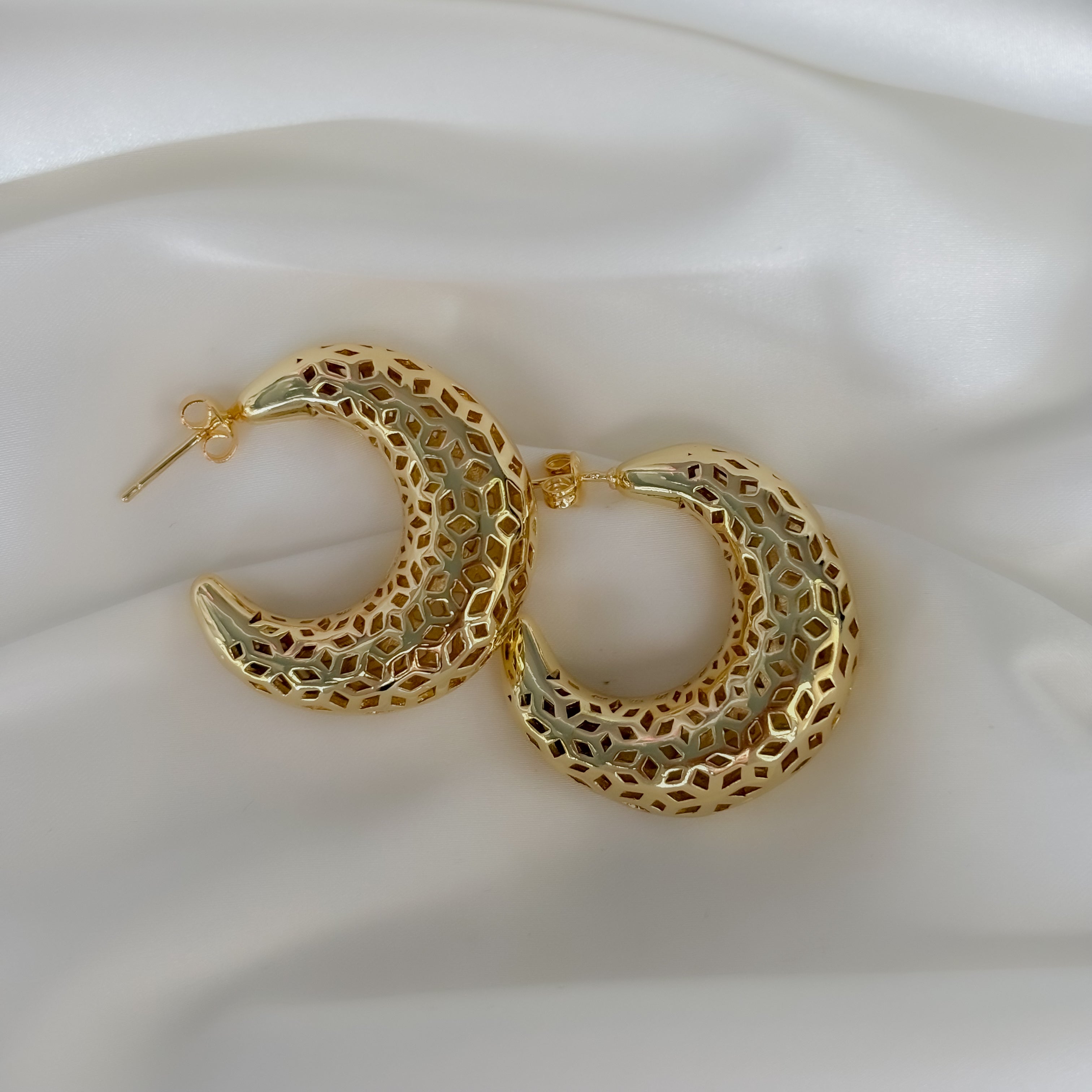 Aretes luna con grecas