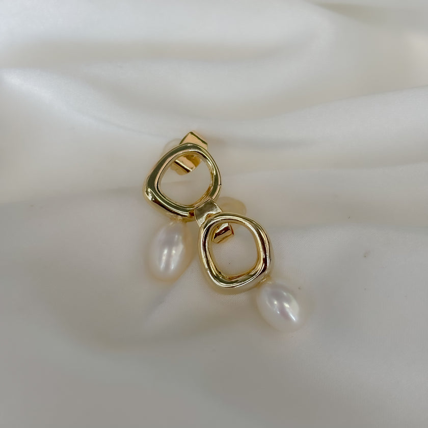 Aretes circulares con Perla