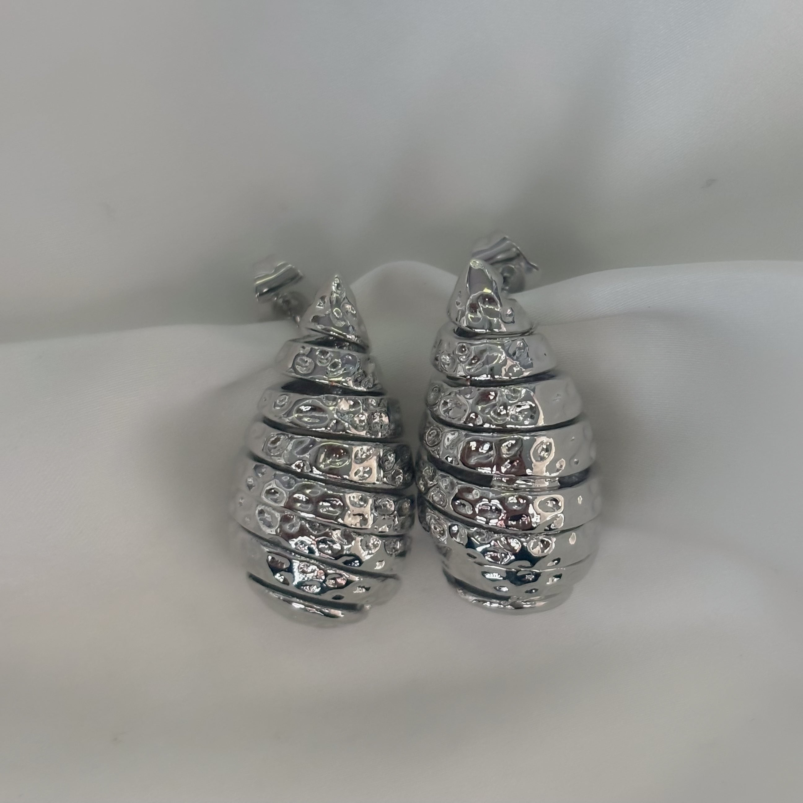 Aretes gota espiral