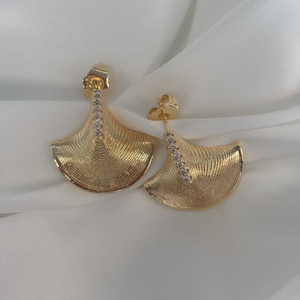Aretes triagulo con brillos