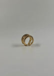 Anillo torcido con brillos en medio