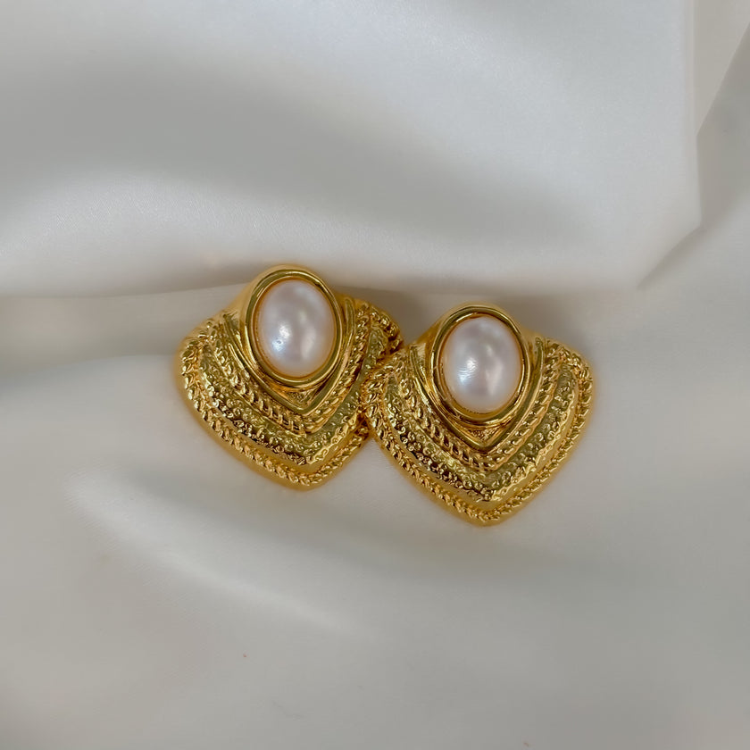 Aretes triangular con brillo