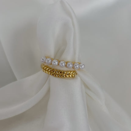 Anillo doble con perlas