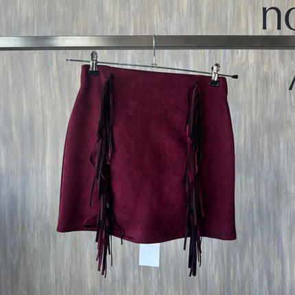 Falda ante con flecos