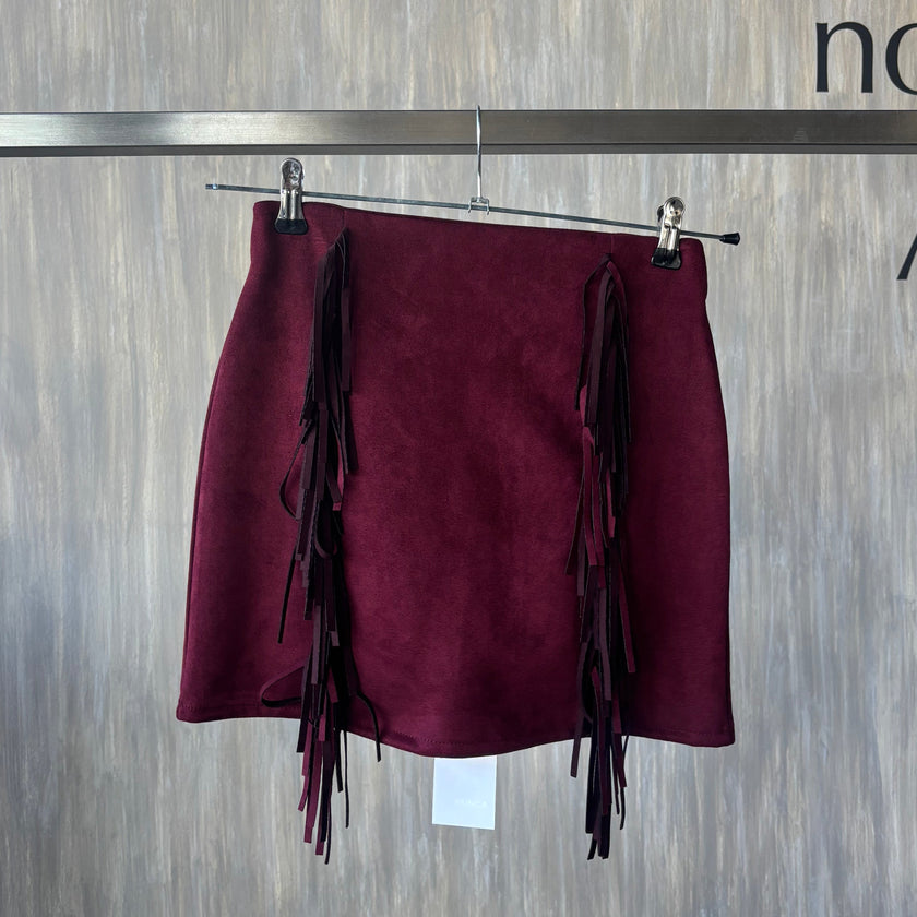 Falda ante con flecos