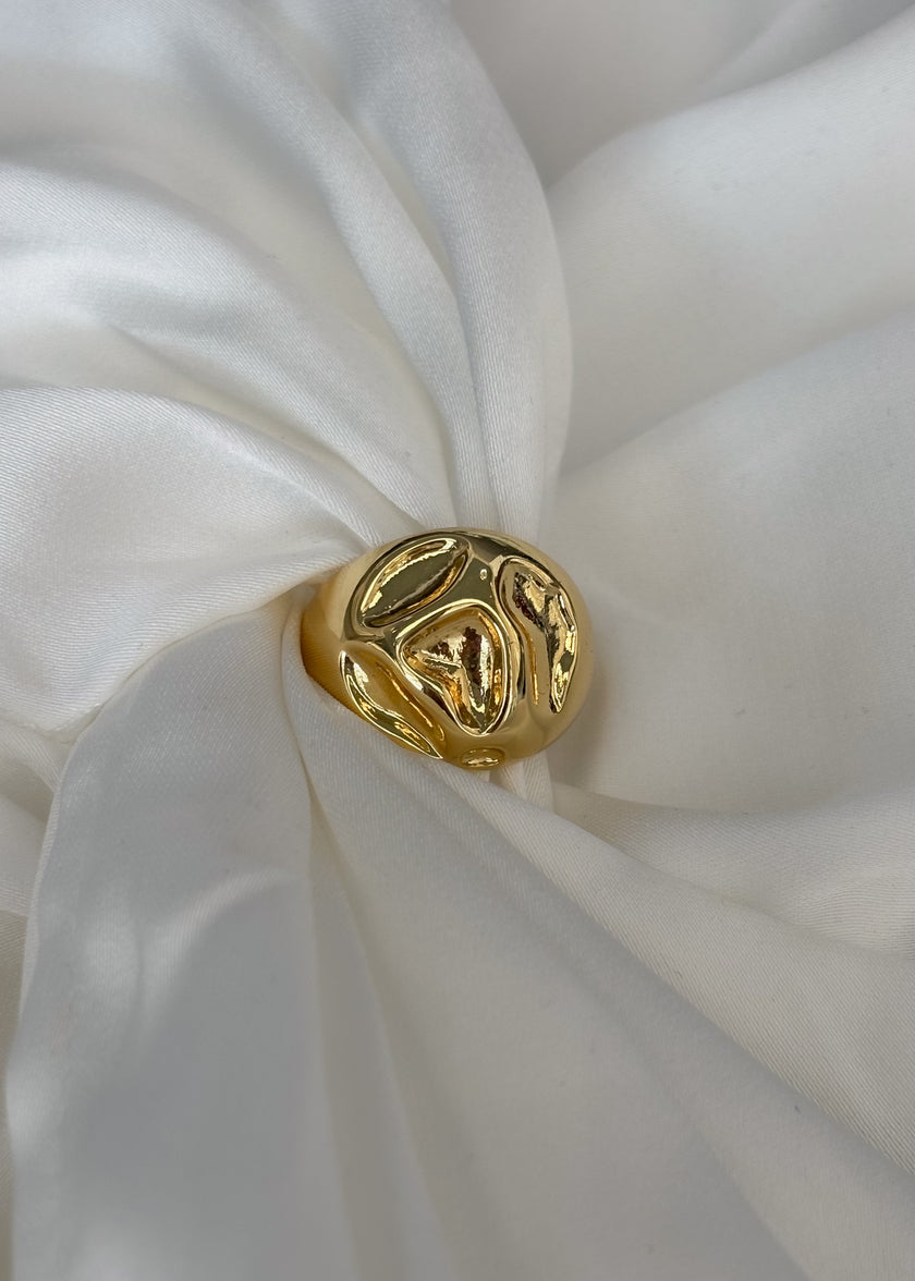 Anillo amartillado grande