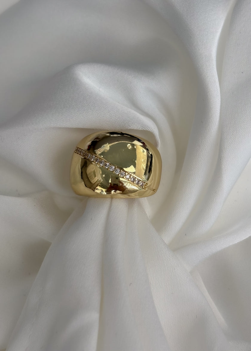 Anillo liso con brillos