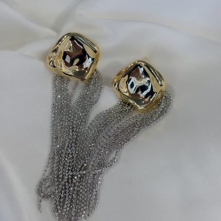 Aretes bicolor con lazos