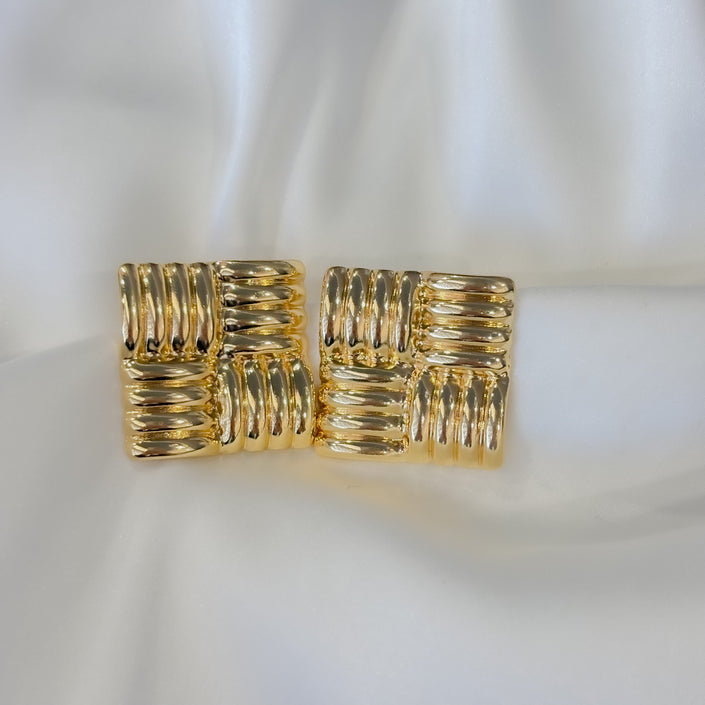 Aretes cuadro