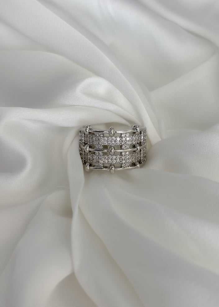 Anillo red con brillos