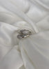 Anillo abrazado con brillos