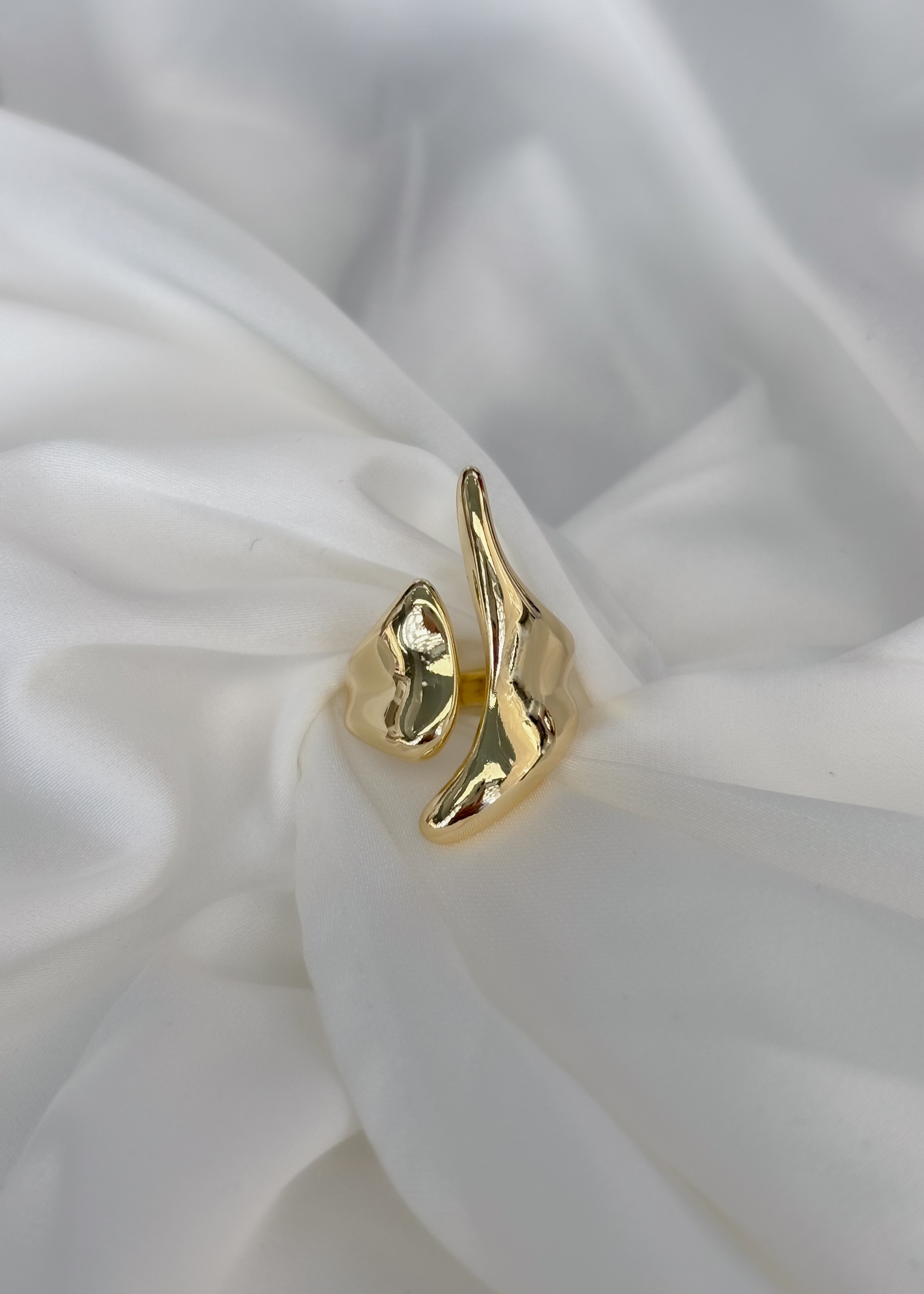 Anillo escurrido largo