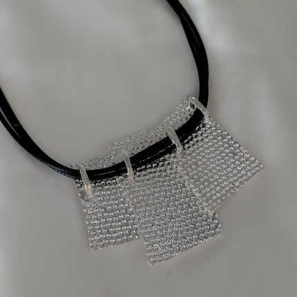 Collar caucho tres rectángulos