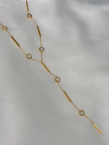 Collar con rectángulos y corazones aperlado