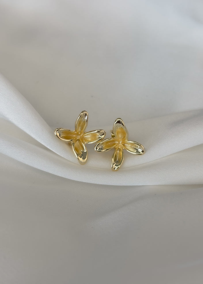 Arete flor irregular