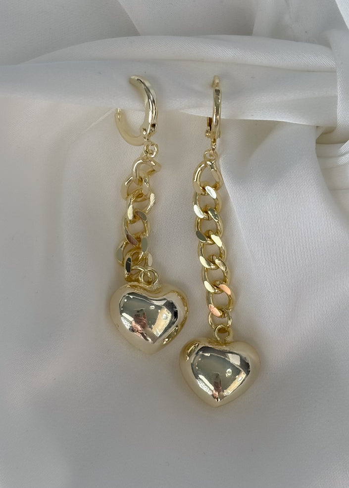 Arete largo Cadena corazón