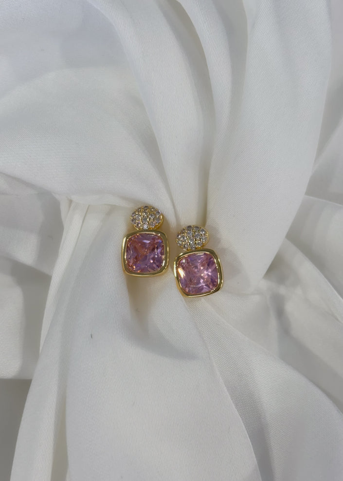 Arete cuadro rosa con brillos