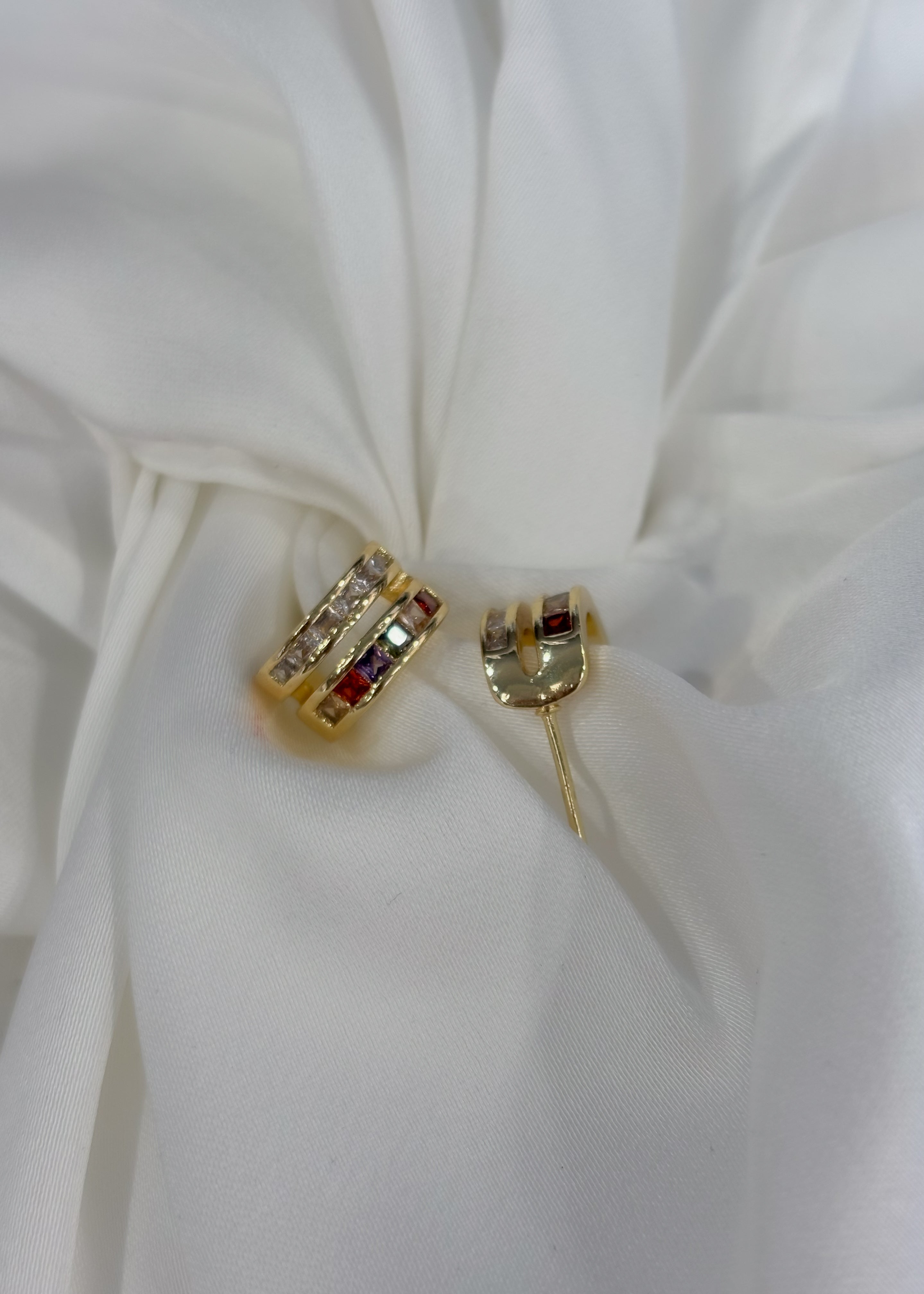 Aretes media luna mini con cristales