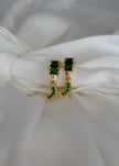 Aretes largos con luna verde