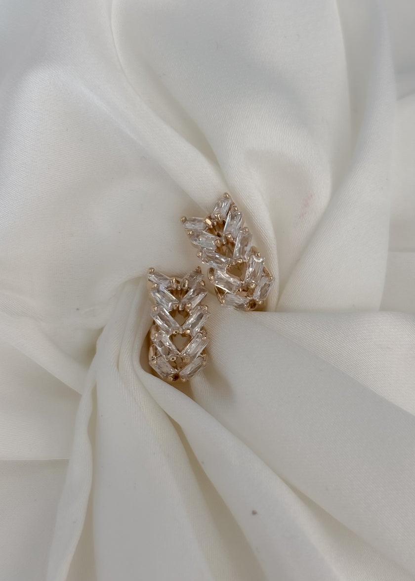 Arracada cristales blancos