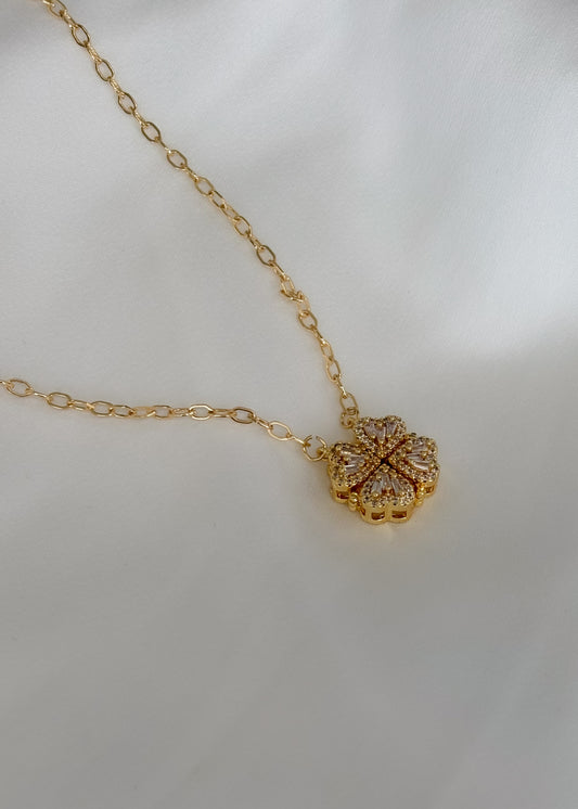 Collar corazón trébol con zirconias