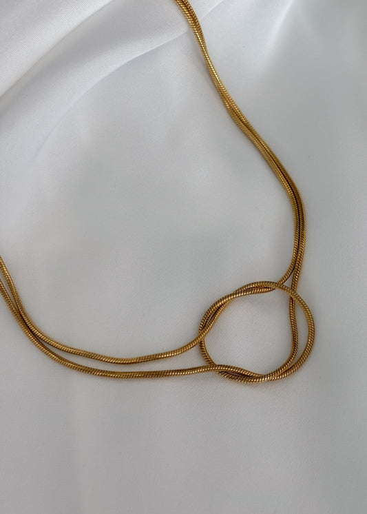 Collar nudo
