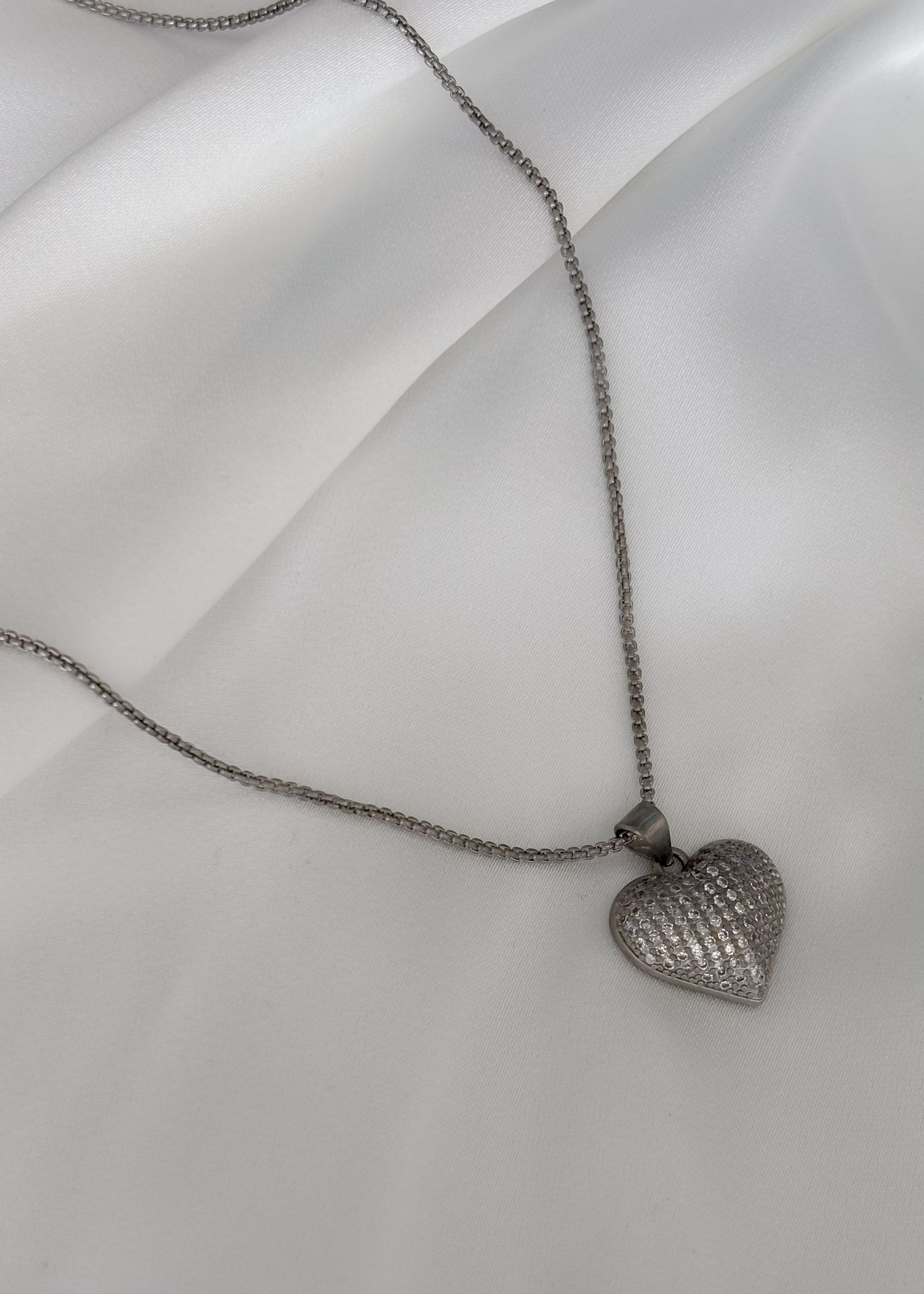Collar con corazón