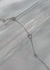 Pulsera plateada con brillos