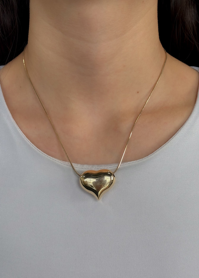 Collar corazón globo