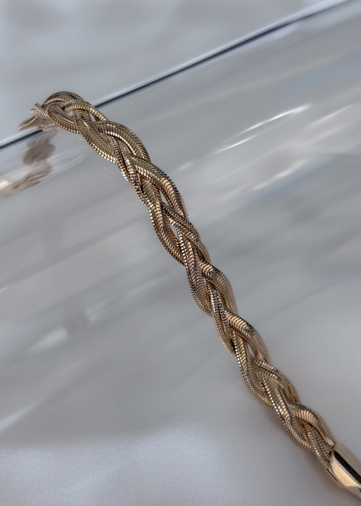 Pulsera trenzada