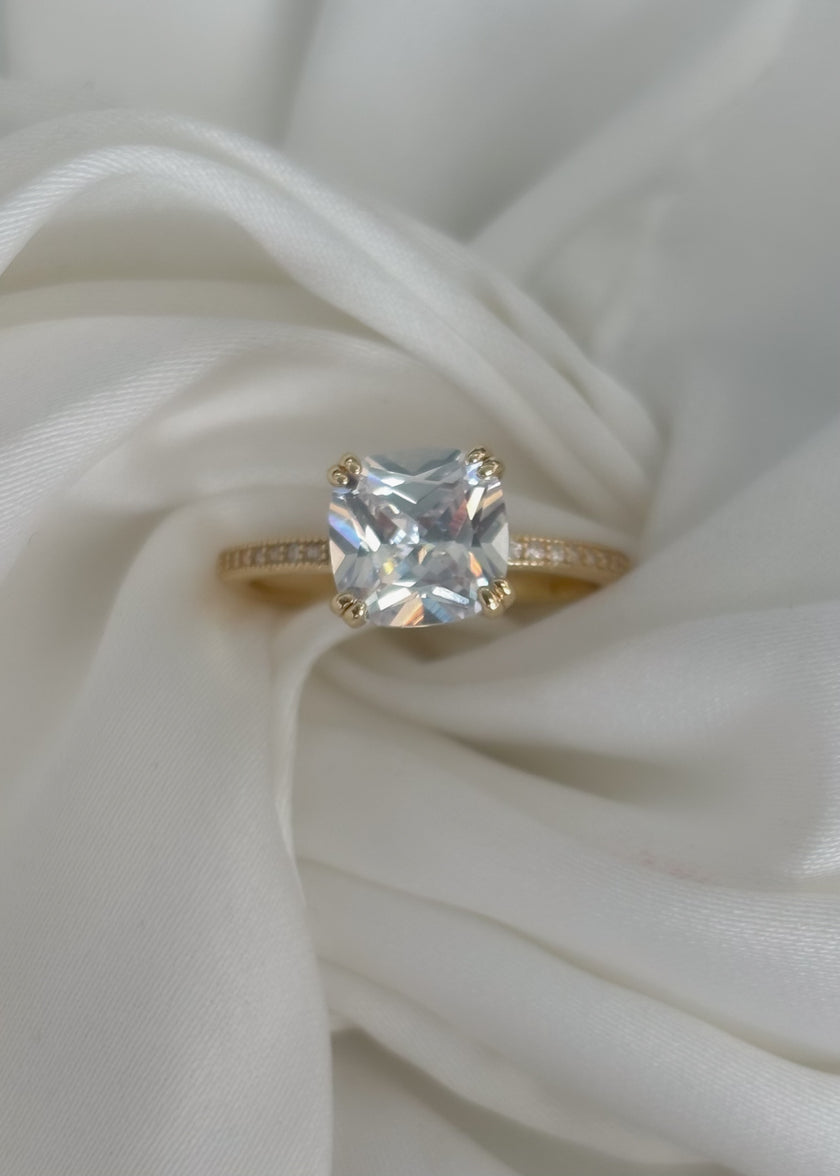 Anillo princesa con zirconia cuadrada